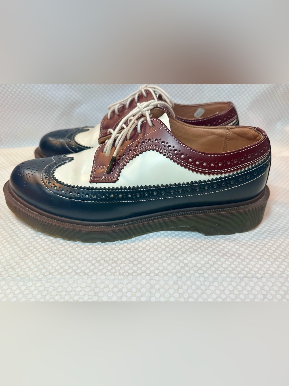 [MADE IN ENGLAND] Dr. Martens Rare Tri-Color Wingtip Brogues 9 🇬🇧 Navy/white/Bur